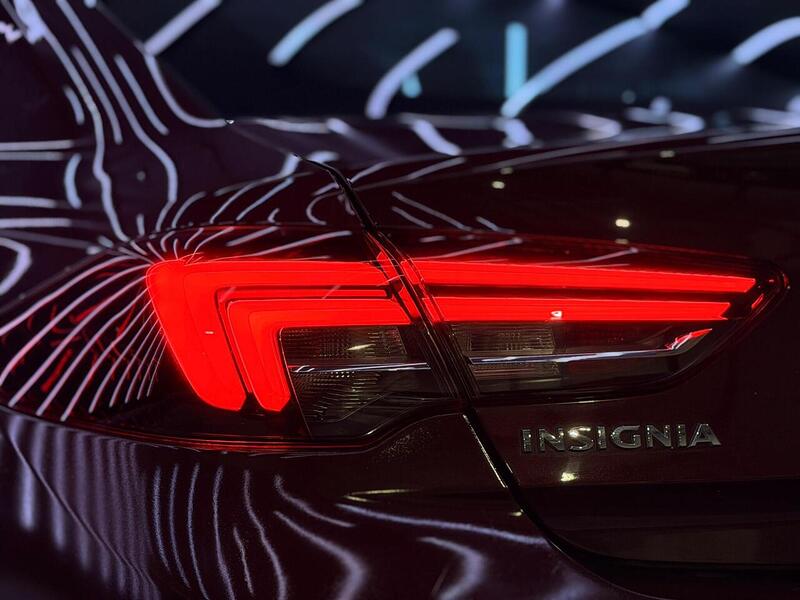 Vauxhall Insignia 1.6 Turbo D ecoTEC Design Nav Grand Sport Euro 6 (s/s) 5dr - U487