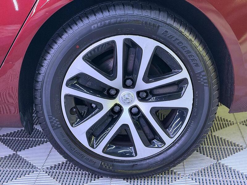 Vauxhall Insignia 1.6 Turbo D ecoTEC Design Nav Grand Sport Euro 6 (s/s) 5dr - U487