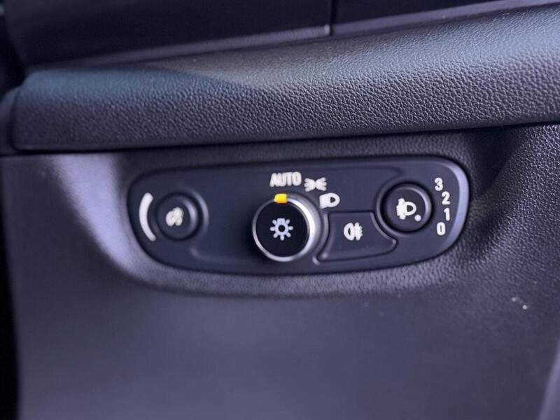 Vauxhall Insignia 1.6 Turbo D ecoTEC Design Nav Grand Sport Euro 6 (s/s) 5dr - U487