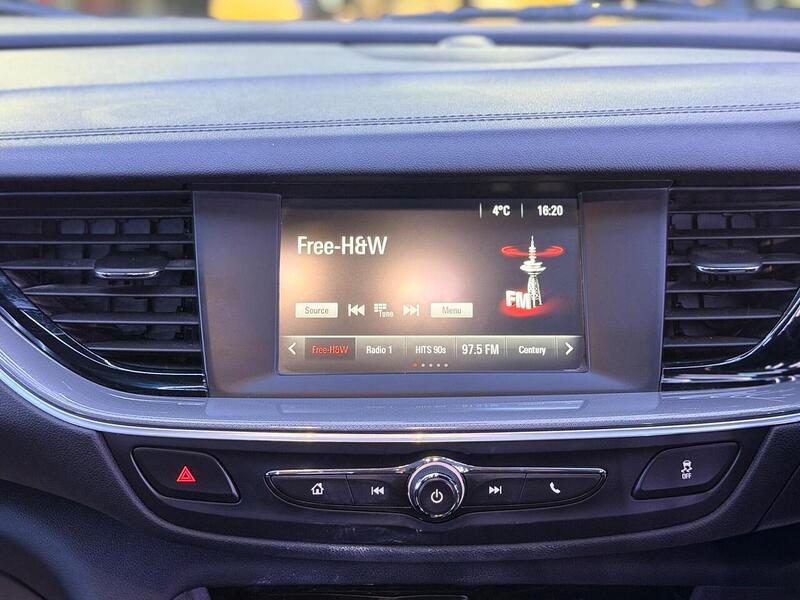 Vauxhall Insignia 1.6 Turbo D ecoTEC Design Nav Grand Sport Euro 6 (s/s) 5dr - U487