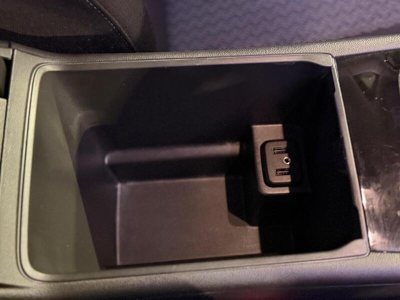 Vauxhall Insignia 1.6 Turbo D ecoTEC Design Nav Grand Sport Euro 6 (s/s) 5dr - U487