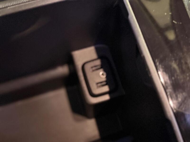 Vauxhall Insignia 1.6 Turbo D ecoTEC Design Nav Grand Sport Euro 6 (s/s) 5dr - U487