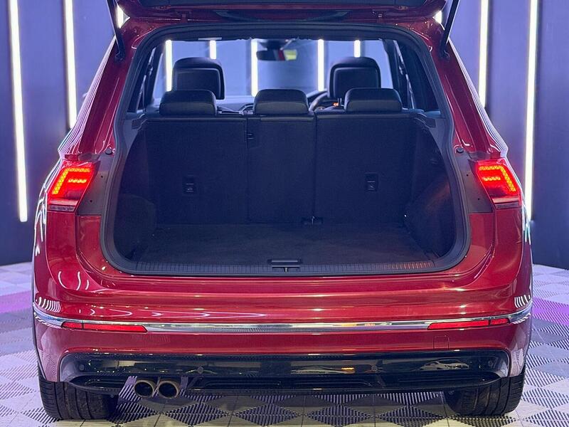 Volkswagen Tiguan 2.0 TDI R-Line Euro 6 (s/s) 5dr - U488