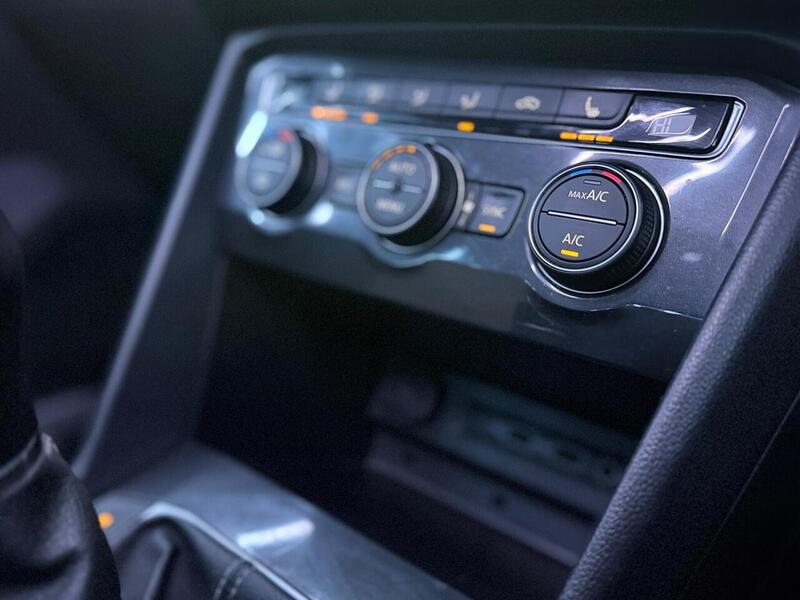 Volkswagen Tiguan 2.0 TDI R-Line Euro 6 (s/s) 5dr - U488