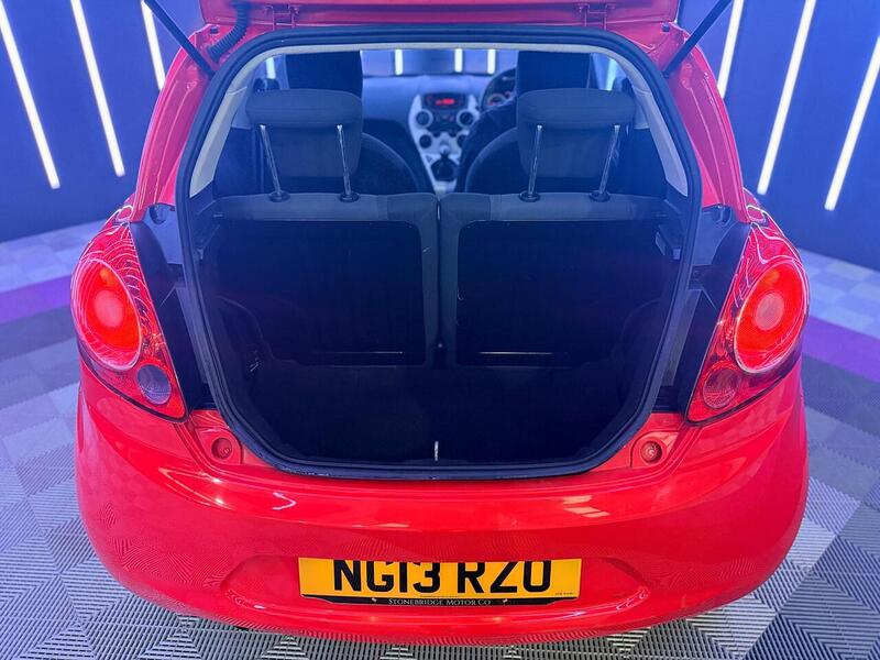 Ford Ka 1.2 Zetec Euro 5 (s/s) 3dr - U489