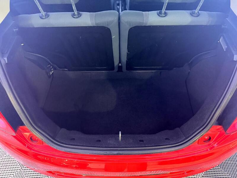 Ford Ka 1.2 Zetec Euro 5 (s/s) 3dr - U489