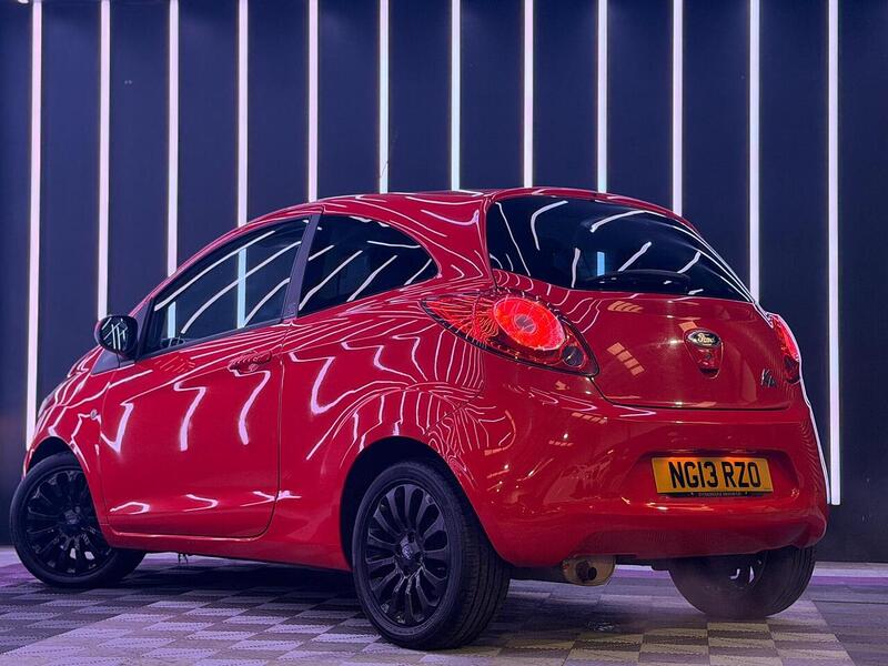 Ford Ka 1.2 Zetec Euro 5 (s/s) 3dr - U489
