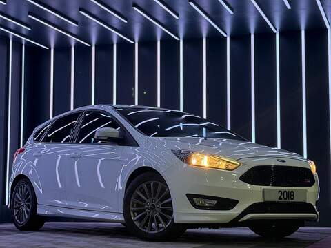 Ford Focus 1.6 e-HDi DStyle Plus Euro 5 (s/s) 3dr Hatchback Manual Diesel