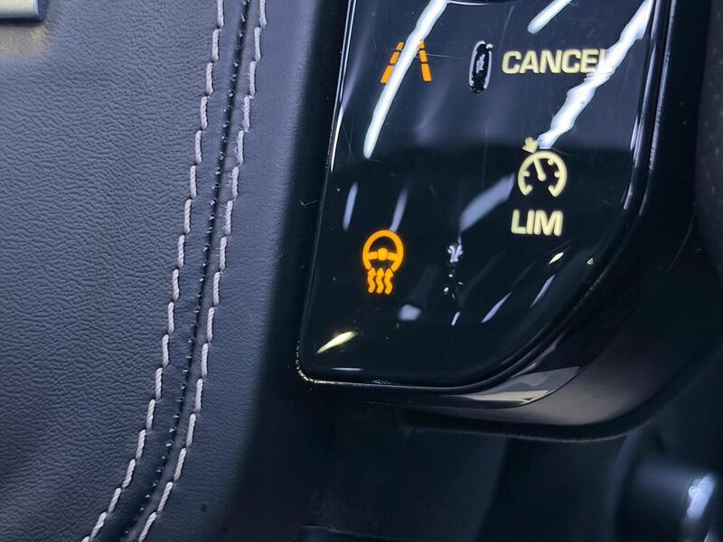 Land Rover Range Rover Sport 5.0 P575 V8 SVR Carbon Edition Auto 4WD Euro 6 (s/s) 5dr - U496