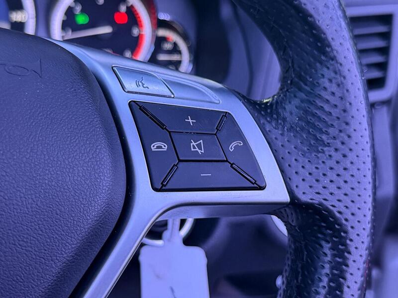 Mercedes-Benz E Class 2.1 E250 CDI BlueEfficiency Sport Cabriolet G-Tronic+ Euro 5 (s/s) 2dr - U499