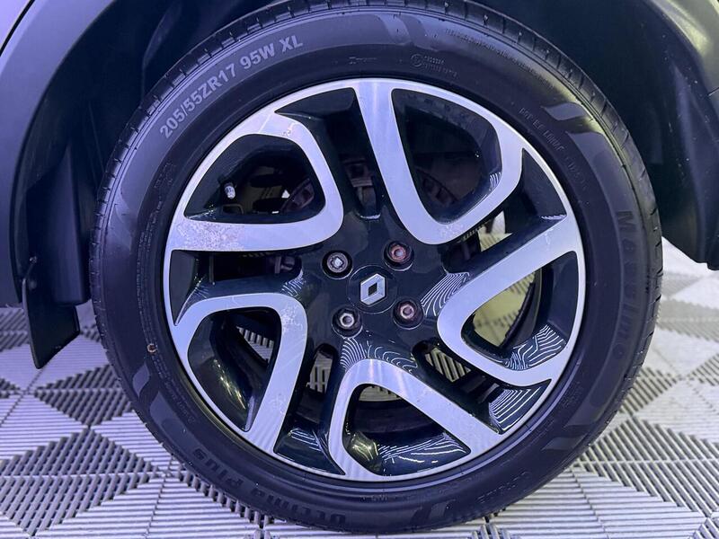 Renault Captur 1.5 dCi Dynamique S MediaNav EDC Euro 5 5dr - U502