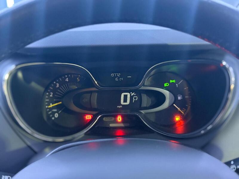 Renault Captur 1.5 dCi Dynamique S MediaNav EDC Euro 5 5dr - U502