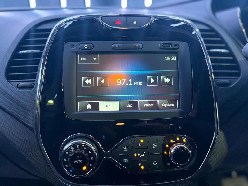 Renault Captur 1.5 dCi Dynamique S MediaNav EDC Euro 5 5dr - U502