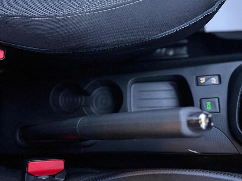 Renault Captur 1.5 dCi Dynamique S MediaNav EDC Euro 5 5dr - U502