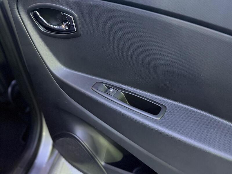 Renault Captur 1.5 dCi Dynamique S MediaNav EDC Euro 5 5dr - U502