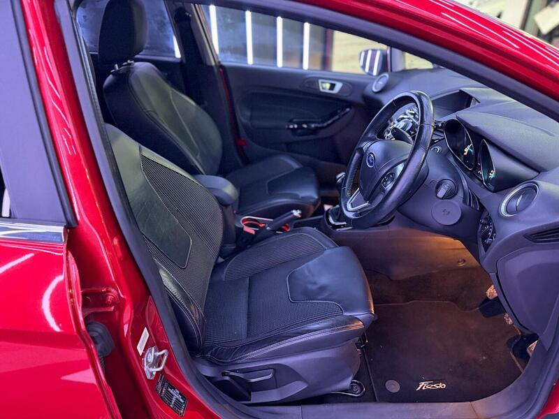 Ford Fiesta 1.0T EcoBoost Titanium X Euro 6 (s/s) 5dr - U505