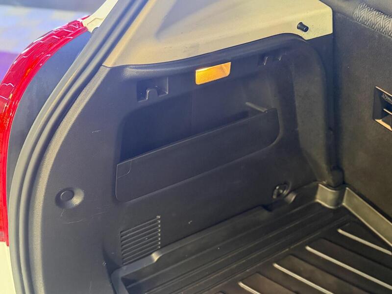 Vauxhall Mokka X 1.6i Active Euro 6 (s/s) 5dr - U507