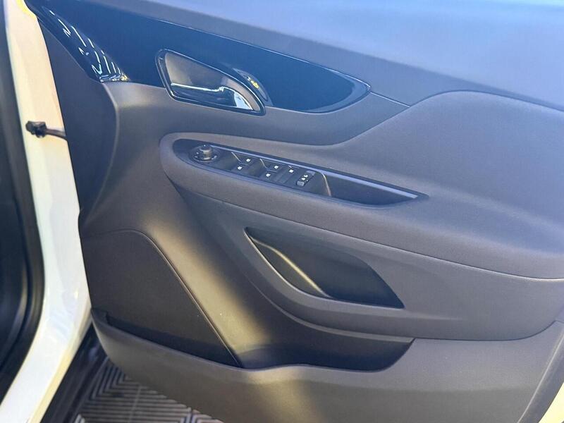 Vauxhall Mokka X 1.6i Active Euro 6 (s/s) 5dr - U507