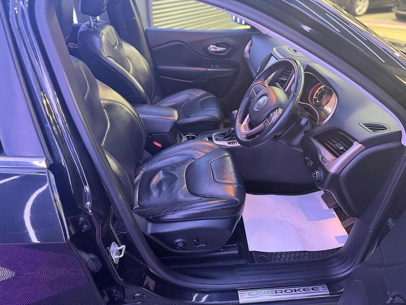 Jeep Cherokee Cherokee Limited SUV 1 Automatic Diesel - U511