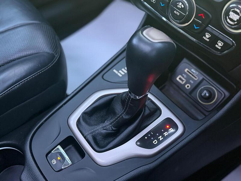 Jeep Cherokee Cherokee Limited SUV 1 Automatic Diesel - U511