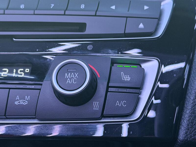 BMW 2 Series 3.0 M235i Auto Euro 6 (s/s) 2dr - U513