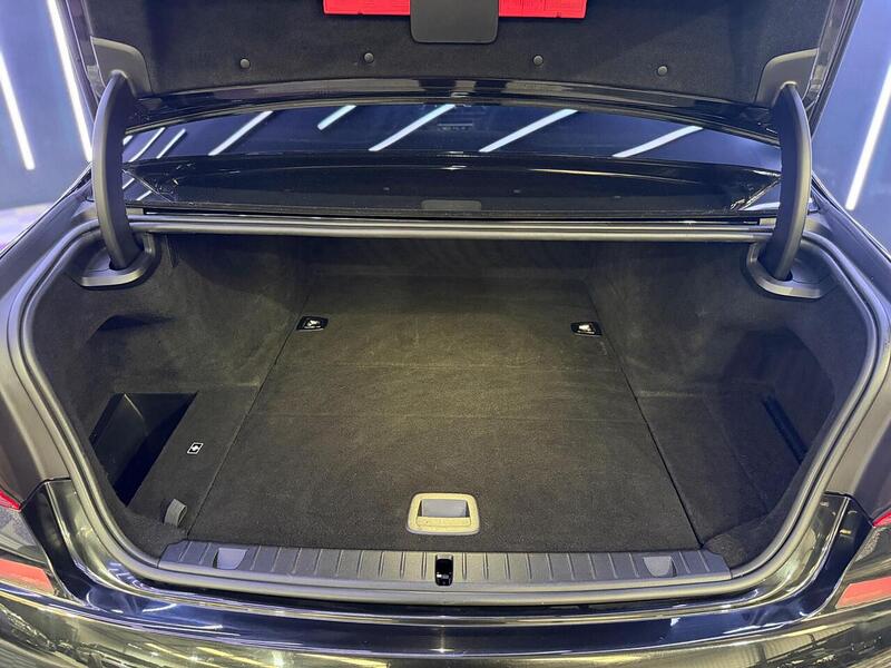 BMW 7 Series 2.0 740Le 9.2kWh M Sport Auto xDrive Euro 6 (s/s) 4dr - U517