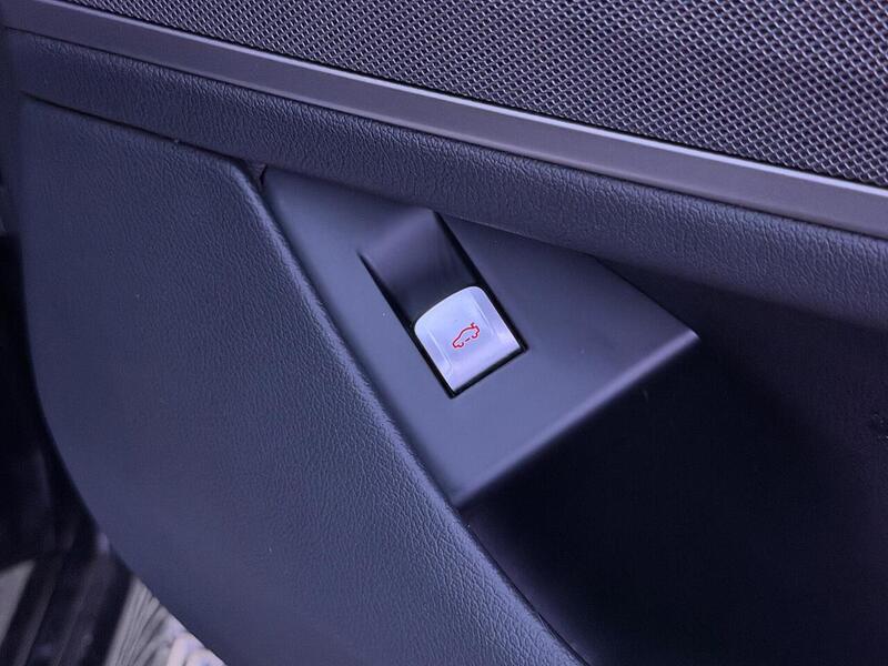 BMW 7 Series 2.0 740Le 9.2kWh M Sport Auto xDrive Euro 6 (s/s) 4dr - U517