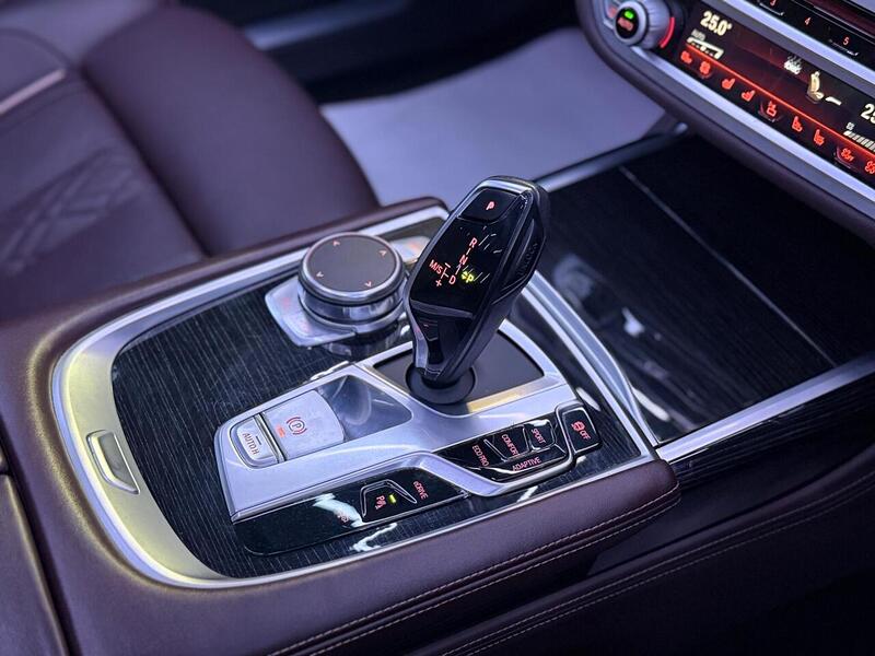 BMW 7 Series 2.0 740Le 9.2kWh M Sport Auto xDrive Euro 6 (s/s) 4dr - U517