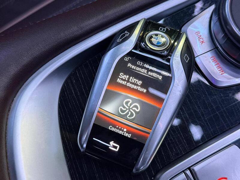 BMW 7 Series 2.0 740Le 9.2kWh M Sport Auto xDrive Euro 6 (s/s) 4dr - U517