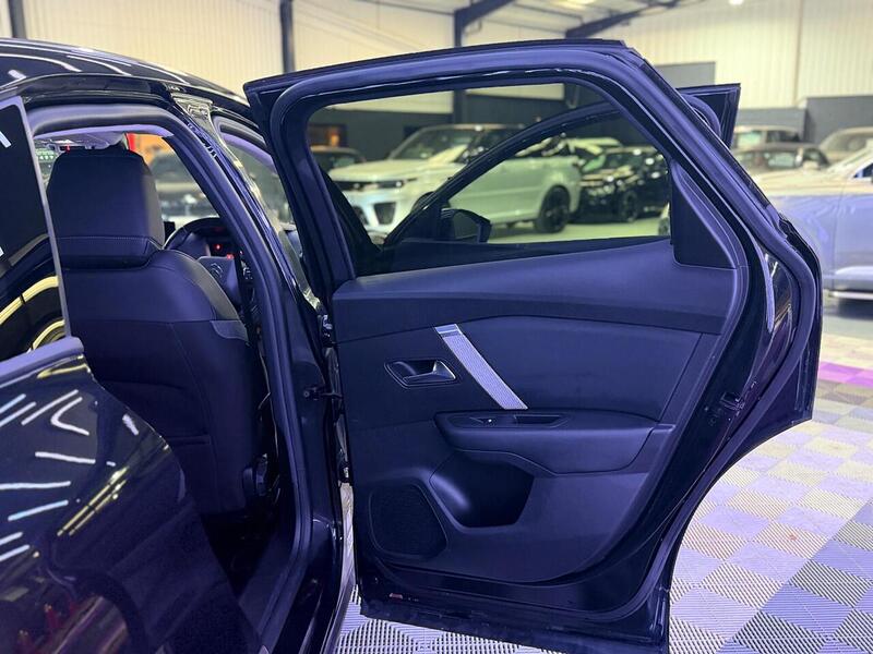 Citroen C4 1.5 BlueHDi Shine EAT8 Euro 6 (s/s) 5dr - U523