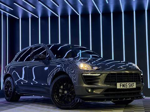 Porsche Macan Hilux Invincible Pickup 2 Manual Diesel