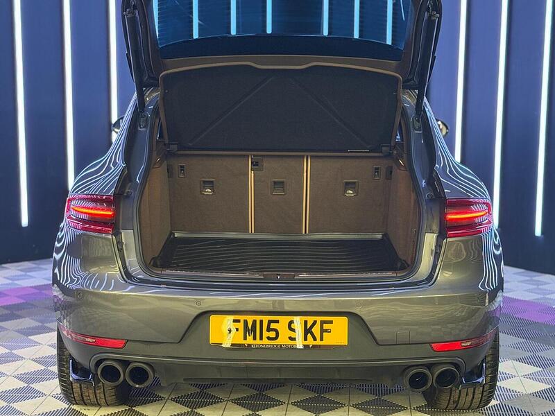 Porsche Macan 3.0 V6 S PDK 4WD Euro 6 (s/s) 5dr - U527