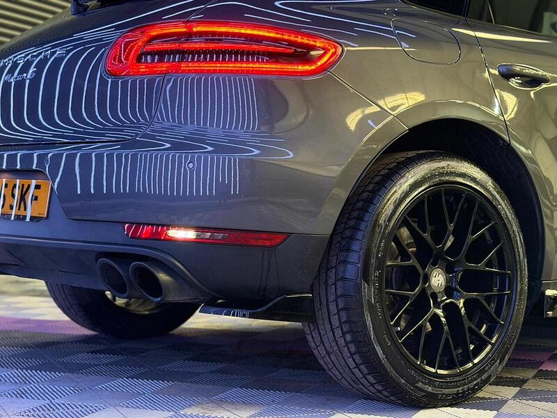 Porsche Macan 3.0 V6 S PDK 4WD Euro 6 (s/s) 5dr - U527