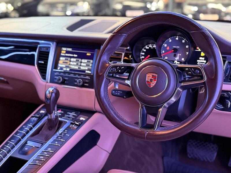 Porsche Macan 3.0 V6 S PDK 4WD Euro 6 (s/s) 5dr - U527