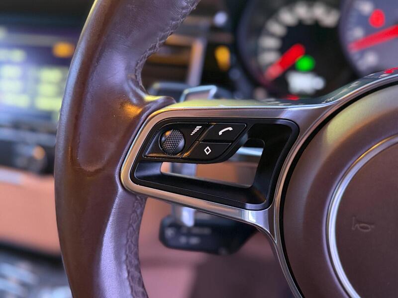 Porsche Macan 3.0 V6 S PDK 4WD Euro 6 (s/s) 5dr - U527