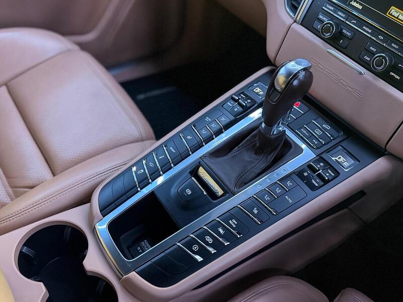 Porsche Macan 3.0 V6 S PDK 4WD Euro 6 (s/s) 5dr - U527