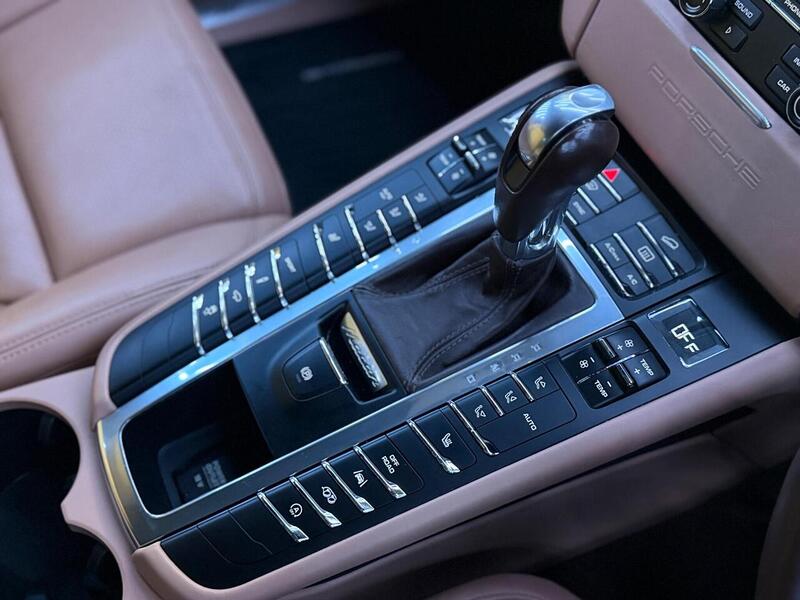 Porsche Macan 3.0 V6 S PDK 4WD Euro 6 (s/s) 5dr - U527