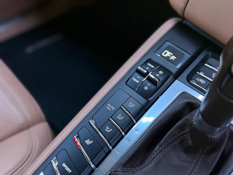 Porsche Macan 3.0 V6 S PDK 4WD Euro 6 (s/s) 5dr - U527