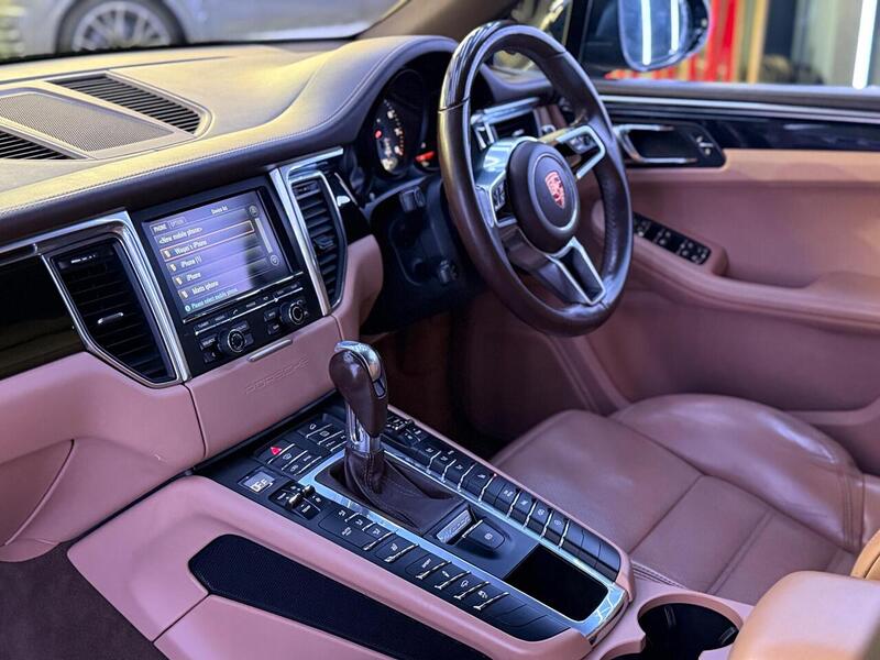 Porsche Macan 3.0 V6 S PDK 4WD Euro 6 (s/s) 5dr - U527