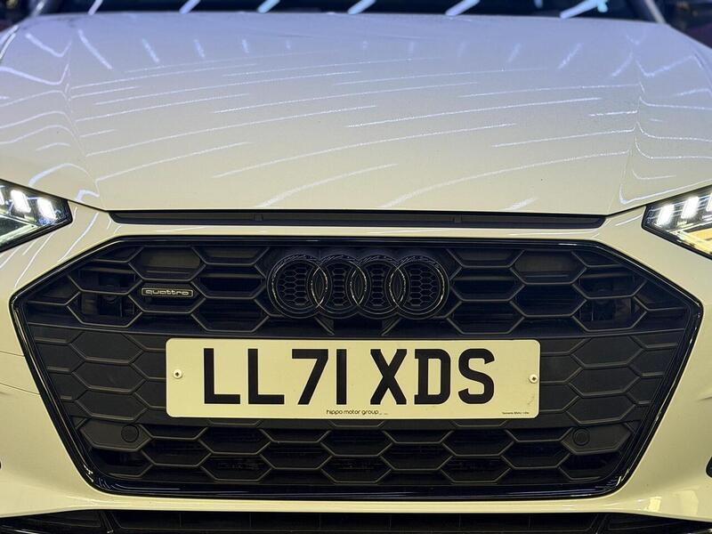 Audi A4 Avant 2.0 TDI 40 Black Edition S Tronic quattro Euro 6 (s/s) 5dr - U528