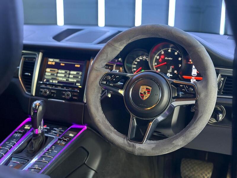 Porsche Macan 3.6T V6 Turbo PDK 4WD Euro 6 (s/s) 5dr - U531