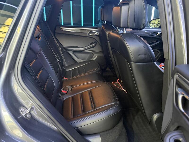 Porsche Macan 3.6T V6 Turbo PDK 4WD Euro 6 (s/s) 5dr - U531