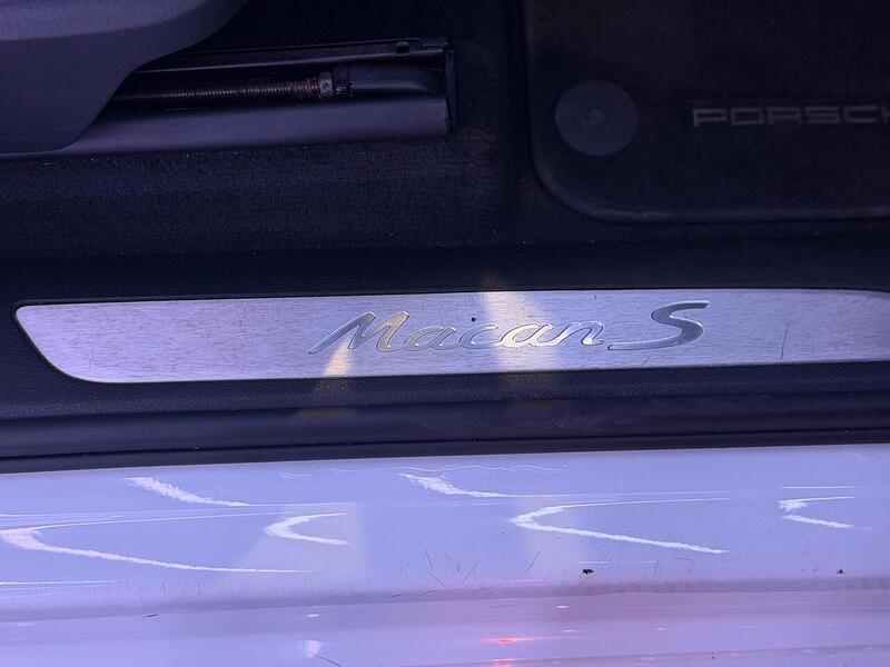 Porsche Macan 3.0 TD V6 S PDK 4WD Euro 6 (s/s) 5dr - U533