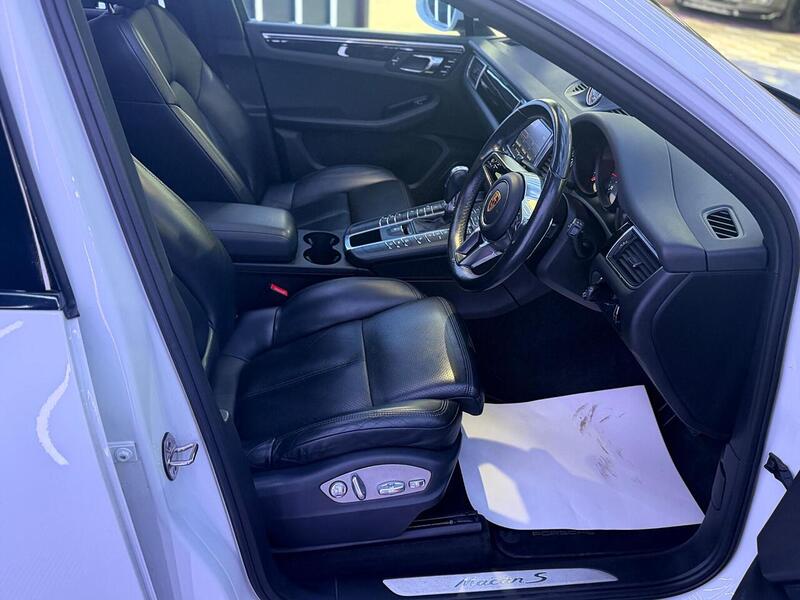 Porsche Macan 3.0 TD V6 S PDK 4WD Euro 6 (s/s) 5dr - U533