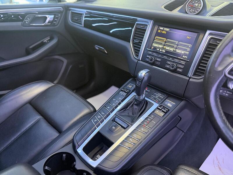 Porsche Macan 3.0 TD V6 S PDK 4WD Euro 6 (s/s) 5dr - U533