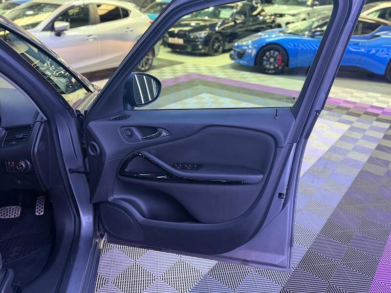 Vauxhall Zafira Tourer 1.4i Turbo SRi Auto Euro 6 5dr - U538