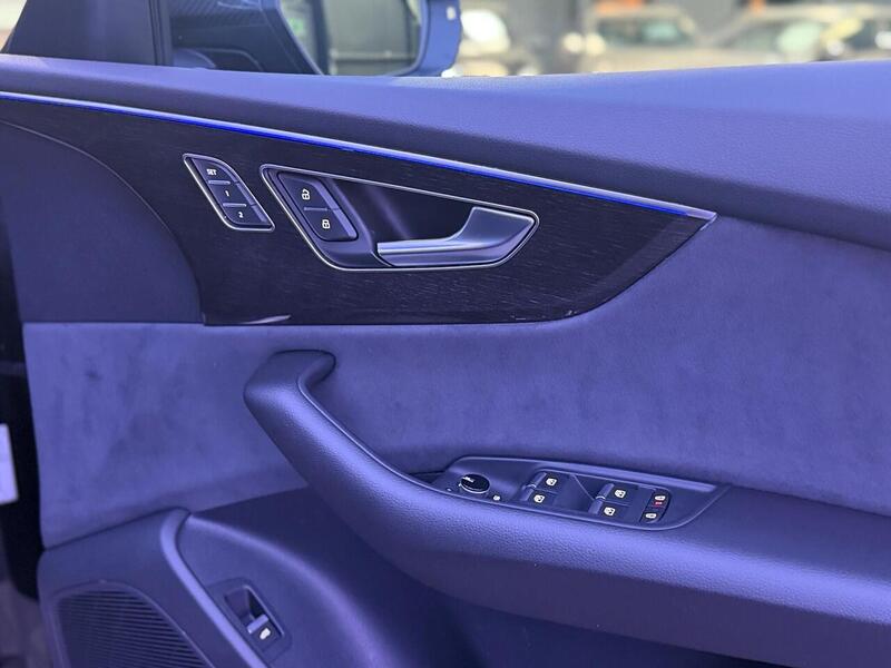 Audi Q8 3.0 TDI V6 50 Black Edition Tiptronic quattro Euro 6 (s/s) 5dr - U547