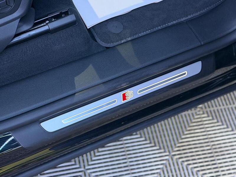 Audi Q8 3.0 TDI V6 50 Black Edition Tiptronic quattro Euro 6 (s/s) 5dr - U547