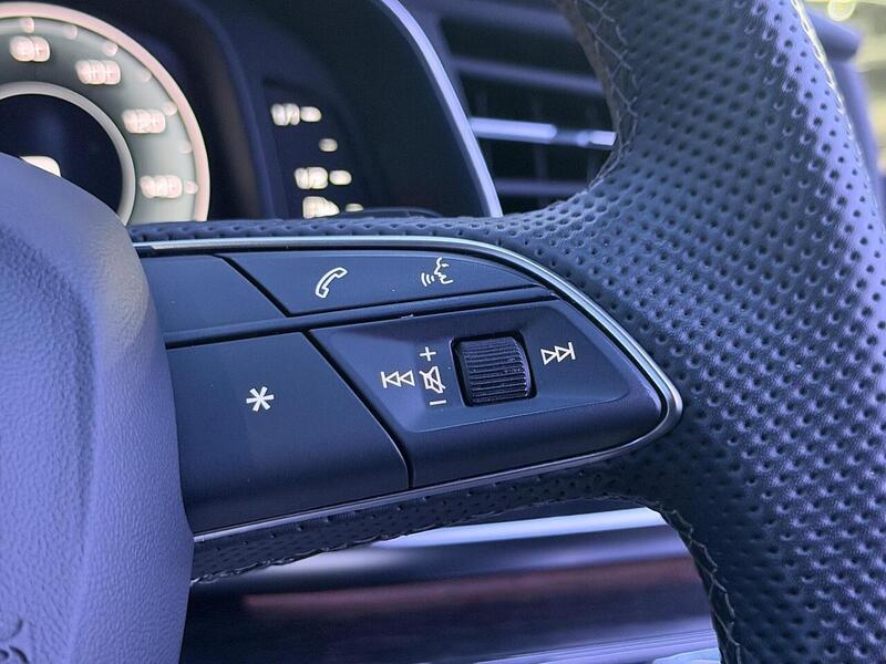 Audi Q8 3.0 TDI V6 50 Black Edition Tiptronic quattro Euro 6 (s/s) 5dr - U547