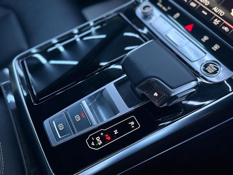 Audi Q8 3.0 TDI V6 50 Black Edition Tiptronic quattro Euro 6 (s/s) 5dr - U547